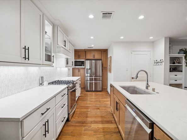 9015 Theysen Drive, Houston TX 77080