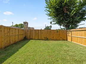 7220 Avenue B, Houston TX 77011