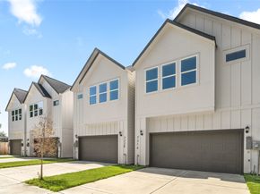 7220 Avenue B, Houston TX 77011
