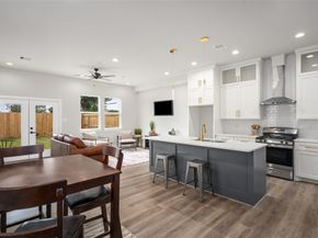 7220 Avenue B, Houston TX 77011
