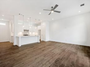5307 Eigel Street, Houston TX 77007