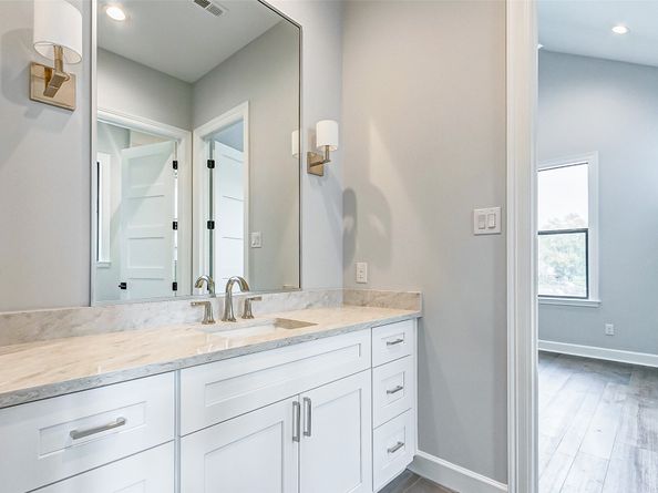 6522 Westview Drive, Houston TX 77055