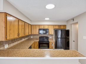 11957 Bob White Drive 863, Houston TX 77035