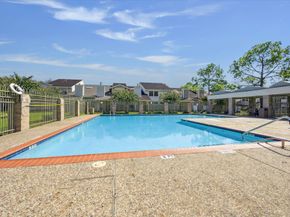 11957 Bob White Drive 863, Houston TX 77035