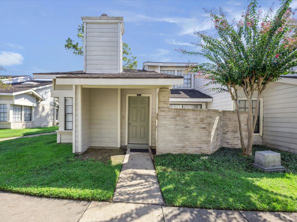 11957 Bob White Drive 863, Houston TX 77035