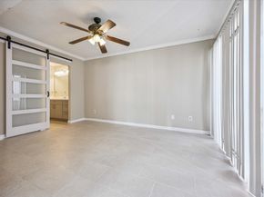 11957 Bob White Drive 863, Houston TX 77035