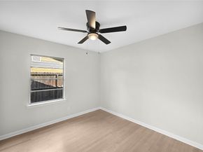 5926 Belneath Street, Houston TX 77033