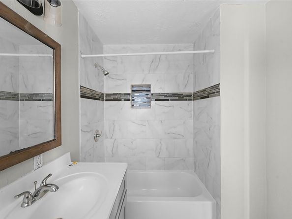 5926 Belneath Street, Houston TX 77033