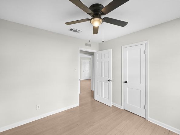 5926 Belneath Street, Houston TX 77033