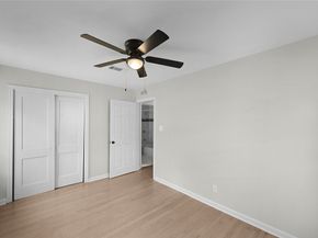 5926 Belneath Street, Houston TX 77033