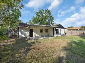 5926 Belneath Street, Houston TX 77033