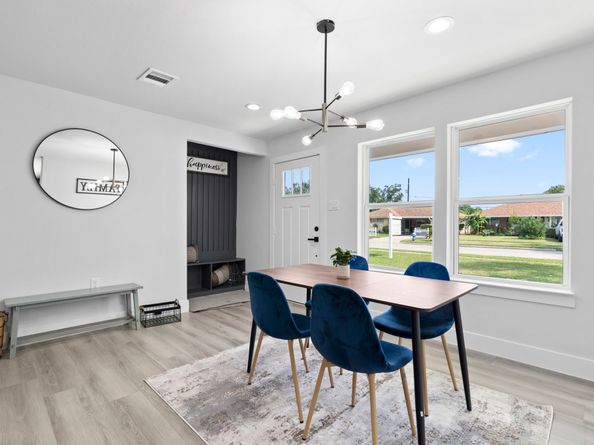 1127 Roper Street, Houston TX 77034