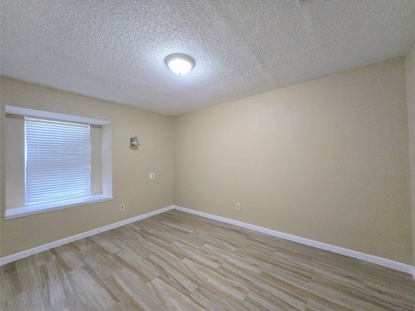 3122 Mosby Drive, Sugar Land TX 77479