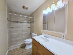 3122 Mosby Drive, Sugar Land TX 77479