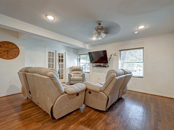 4 Carlota Court, Houston TX 77074