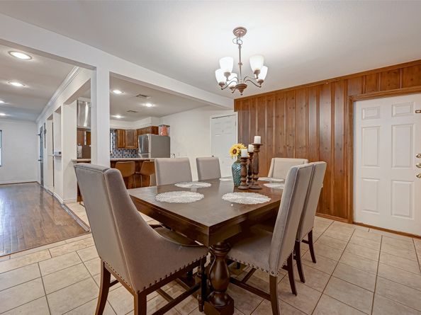 4 Carlota Court, Houston TX 77074