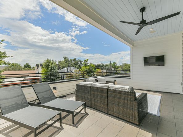 1410 Indiana Street, Houston TX 77006