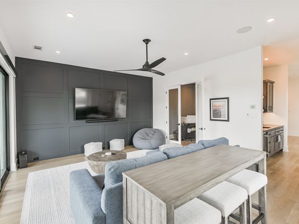 1410 Indiana Street, Houston TX 77006