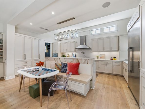 1136 Woodland Street, Houston TX 77009