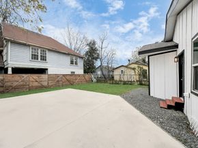 2518 Cochran Street, Houston TX 77009