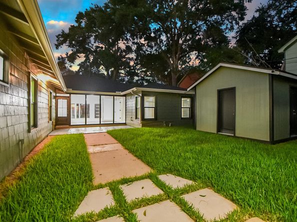 3702 Charleston Street, Houston TX 77021