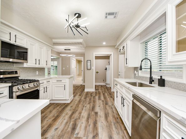 3702 Charleston Street, Houston TX 77021