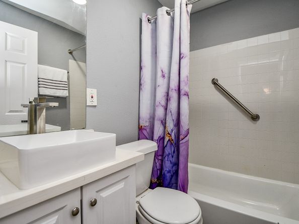 3702 Charleston Street, Houston TX 77021