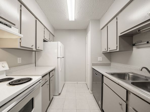 1500 Bay Area Boulevard B105, Houston TX 77058