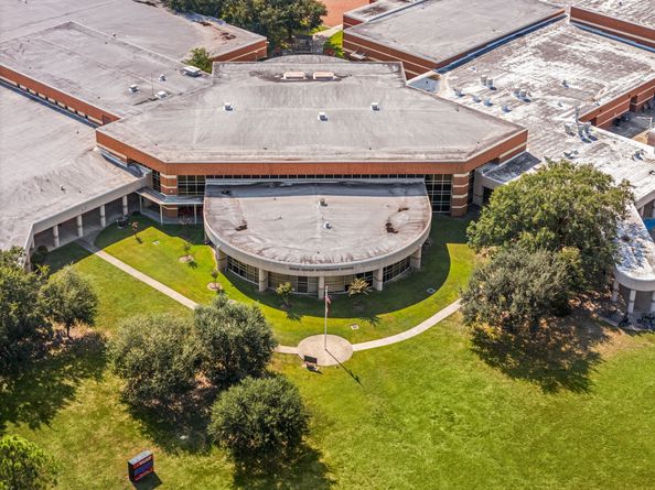 1500 Bay Area Boulevard B105, Houston TX 77058