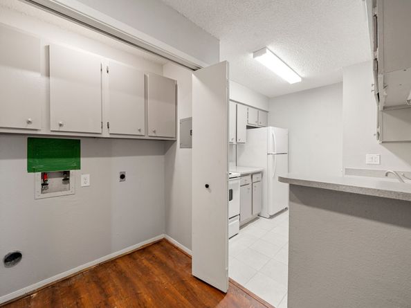 1500 Bay Area Boulevard B105, Houston TX 77058