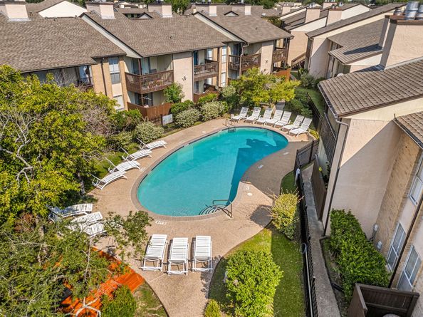 1500 Bay Area Boulevard B105, Houston TX 77058