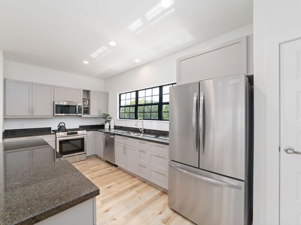 11905 N Hoa Sen Circle, Houston TX 77072