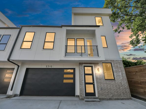 2312 Barbee Street, Houston TX 77004