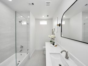 2312 Barbee Street, Houston TX 77004