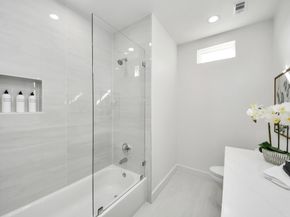 2312 Barbee Street, Houston TX 77004