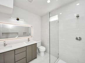 2312 Barbee Street, Houston TX 77004