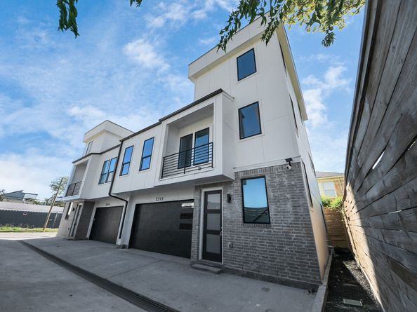2312 Barbee Street, Houston TX 77004