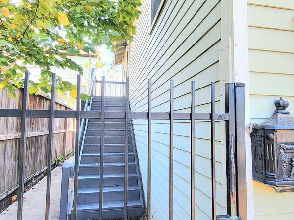 1401 Truxillo Street, Houston TX 77004