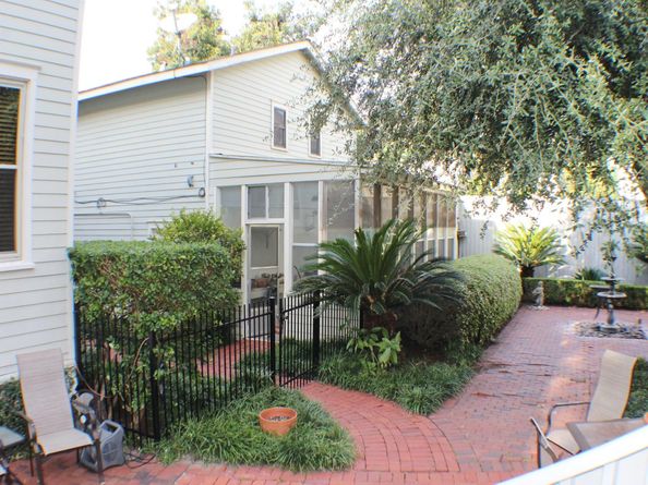 1401 Truxillo Street, Houston TX 77004