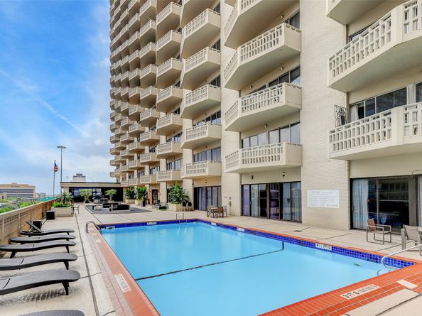 2016 Main Street 622, Houston TX 77002