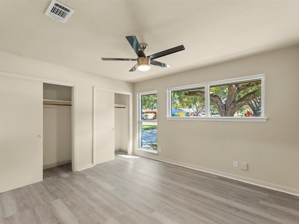 11106 Huggins Drive, Houston TX 77035