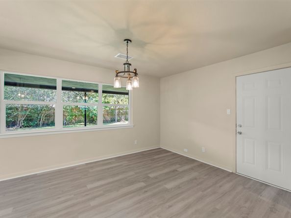 11106 Huggins Drive, Houston TX 77035