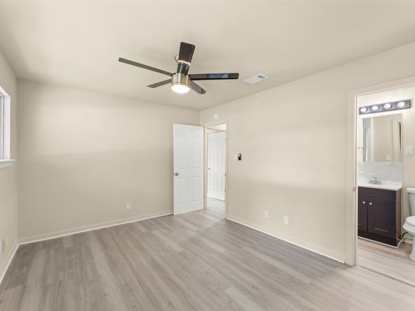 11106 Huggins Drive, Houston TX 77035