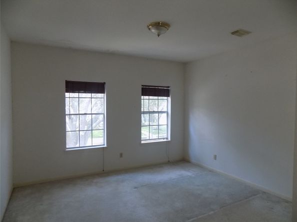 3303 Williams Glen Drive, Sugar Land TX 77479