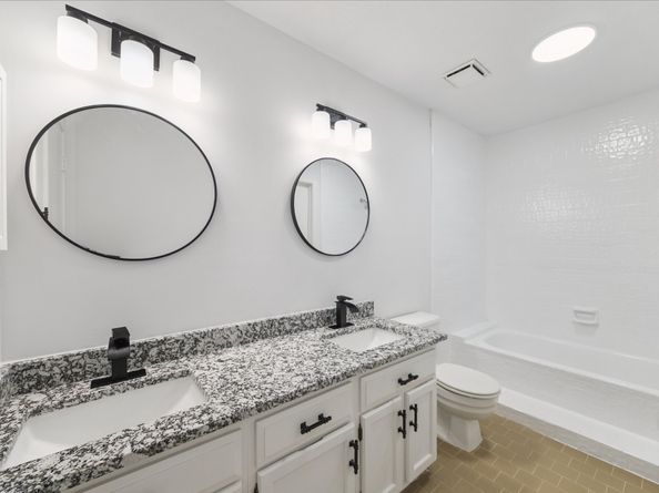 9330 Danforth Way, Houston TX 77083