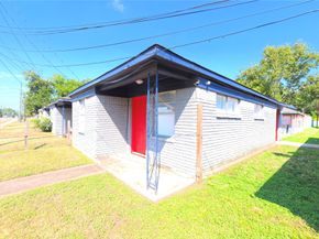 5127 Weaver Road, Houston TX 77016