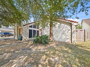 6122 Gallant Forest Drive, Houston TX 77088