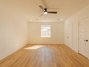 6802 Eastwood Street, Houston TX 77021