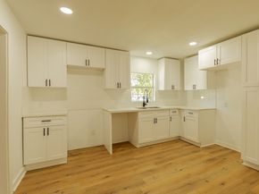 6802 Eastwood Street, Houston TX 77021