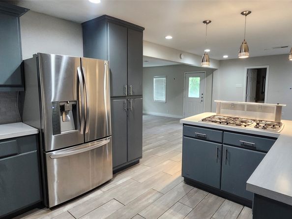 5655 Meadow Creek Lane, Houston TX 77017